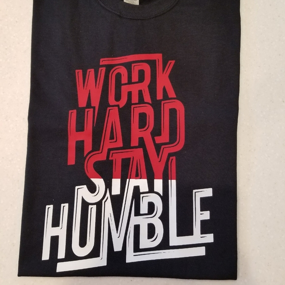 BRAND NEW "WORK HARD STAY HUMBLE" TEE!!😍 - Picture 7 of 8